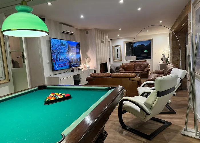 Dom wakacyjny La Ferme De Pouzatel Proche Bonaguil